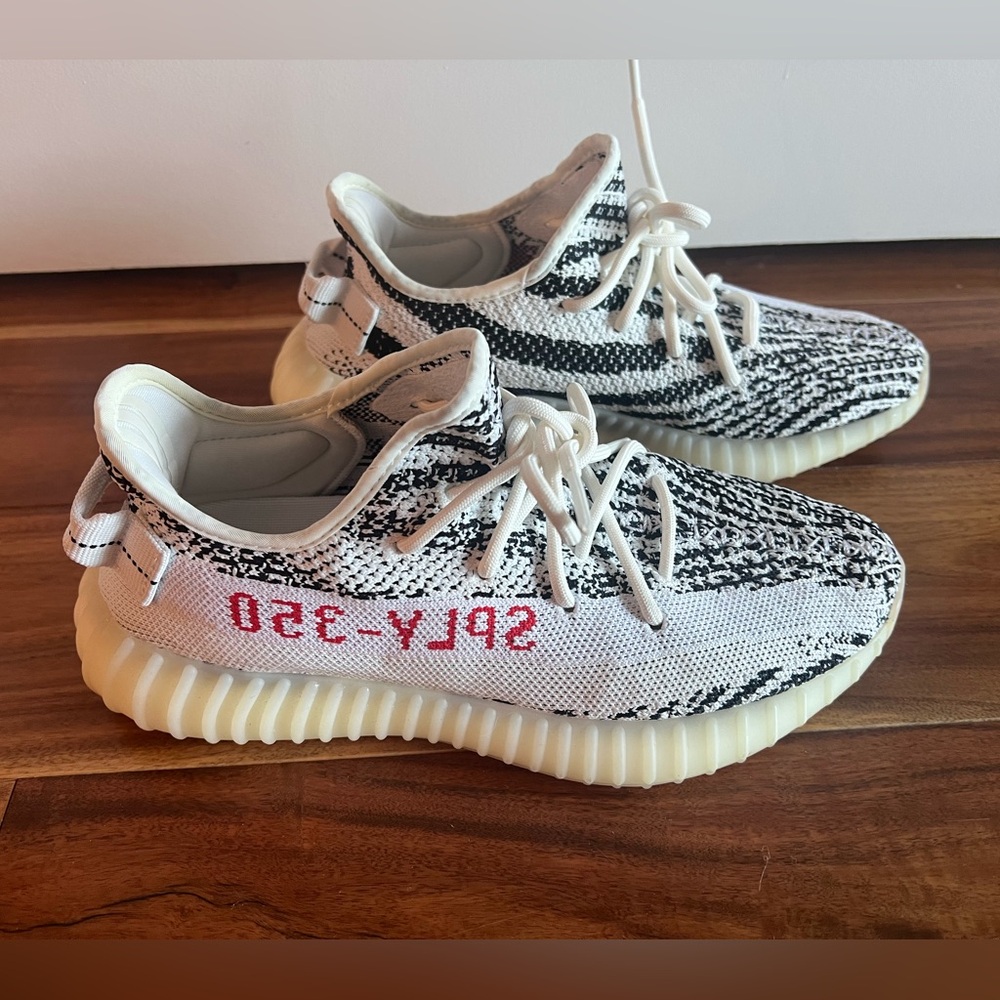 Adidas Yeezy Boost 350 V2 Zebra